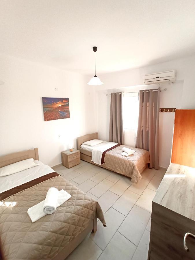 Villa Pouliezos Apartments Аликанас Экстерьер фото